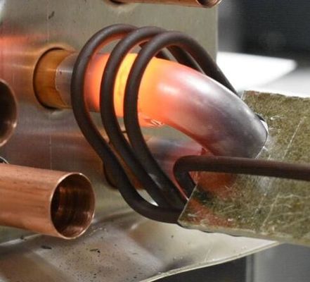 Macchina termica ad alta frequenza di induzione 50KW per la fusione del pezzo fucinato di saldatura